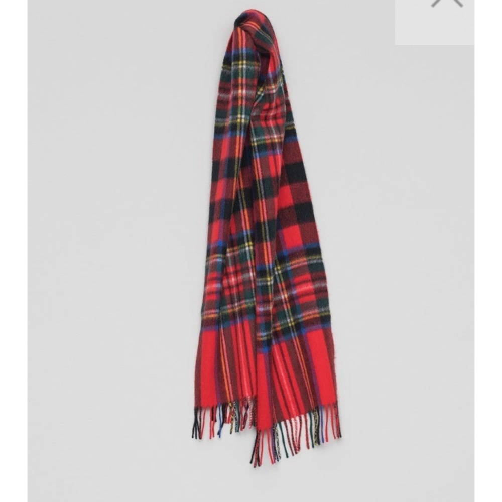 $65 SERRA Red IRISH PLAID Blanket Shawl Fringe Buffalo Scarf - Picture 7 of 16